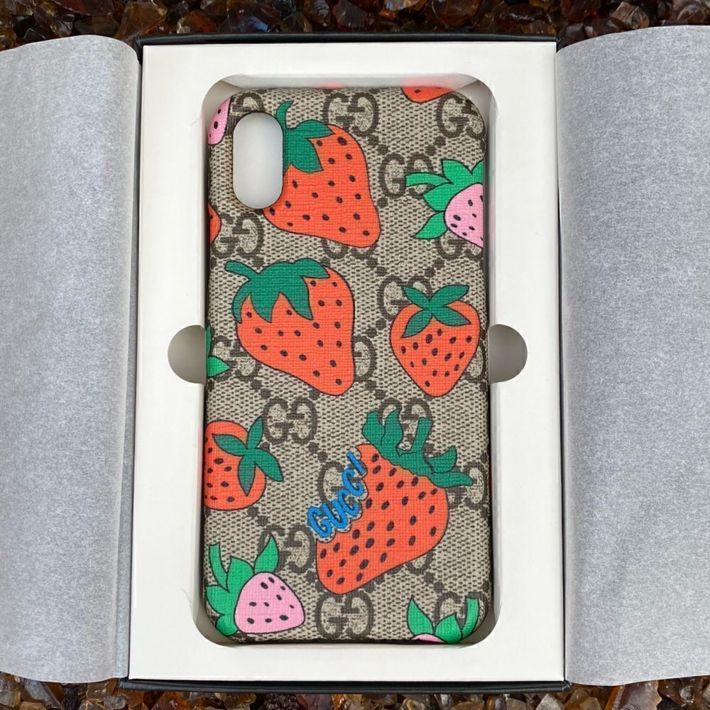 AUTHENTIC Gucci GG Strawberries iPhone X/XS Logo Smart Phone Case NIB. - Picture 6 of 8